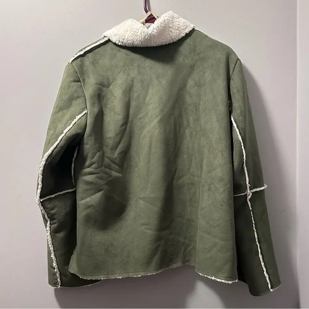 Abby & Friends vegan Jacket green fuzzy lining polyester large wrinkles